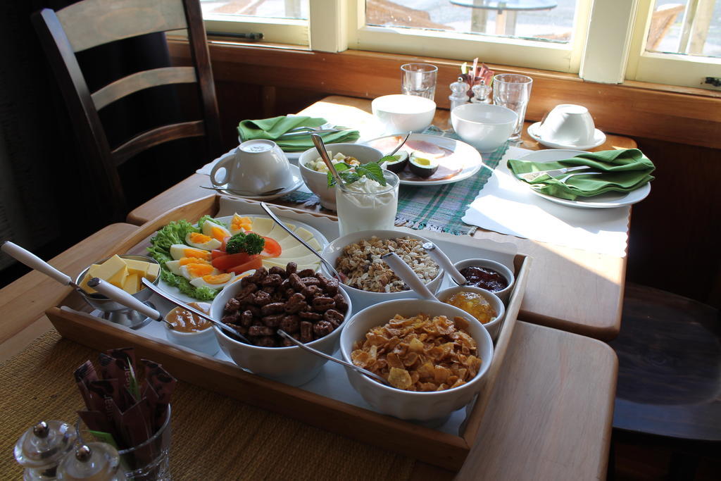 Stony River Hotel Okato Bagian luar foto